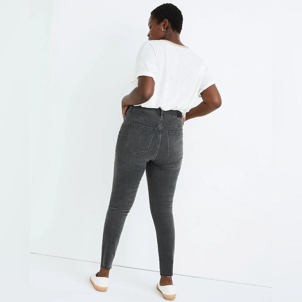 Madewell Curvy High-Rise Skinny Jeans in Black Sea Size 24 - Picture 3 of 8